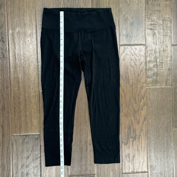 90s Degree Cropped Leggings - Picture 6 of 7